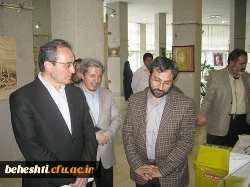 عکس:دکترمهرمحمدی در بازدید از آثار اساتید هنر مرکزآموزش عالی شهید بهشتی تهران 12