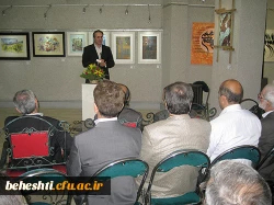 عکس:دکترمهرمحمدی در بازدید از آثار اساتید هنر مرکزآموزش عالی شهید بهشتی تهران 21