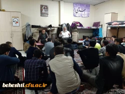 برگزاری جلسات تجربه های ناب معلمی
 4