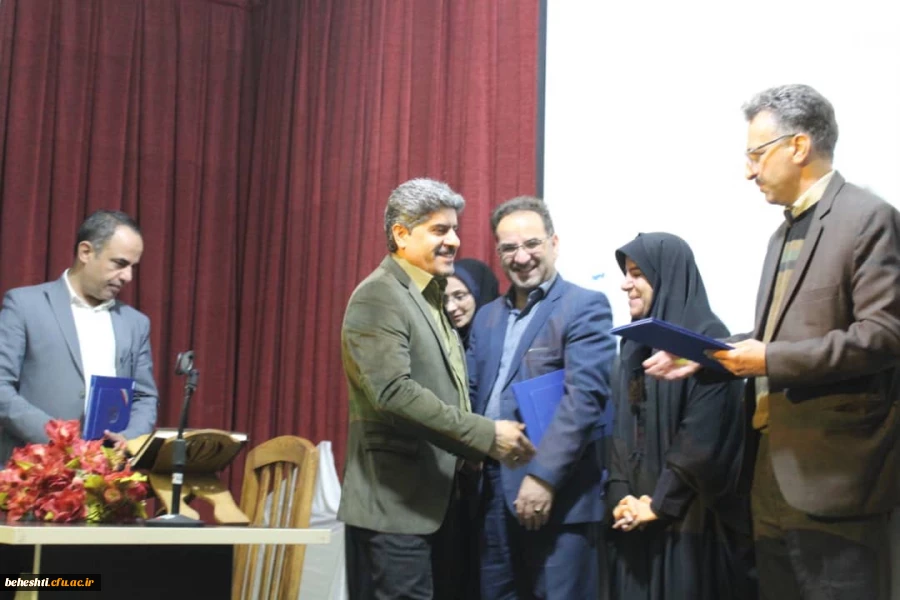 مراسم نکوداشت هفته ی پژوهش 2