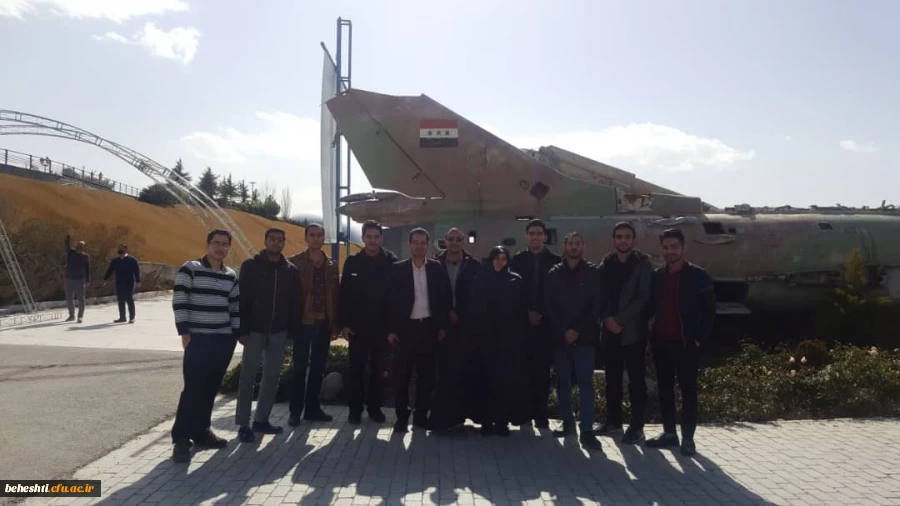 همایش نقش سردار شهید قاسم سلیمانی در توسعه امنیت عدالت و صلح منطقه ای و جهانی 6