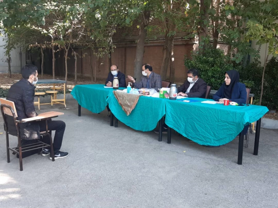 مصاحبه با دعوت ازداوطلبان پسر واجد شرایط آزمون سراسری ٩٩ 4