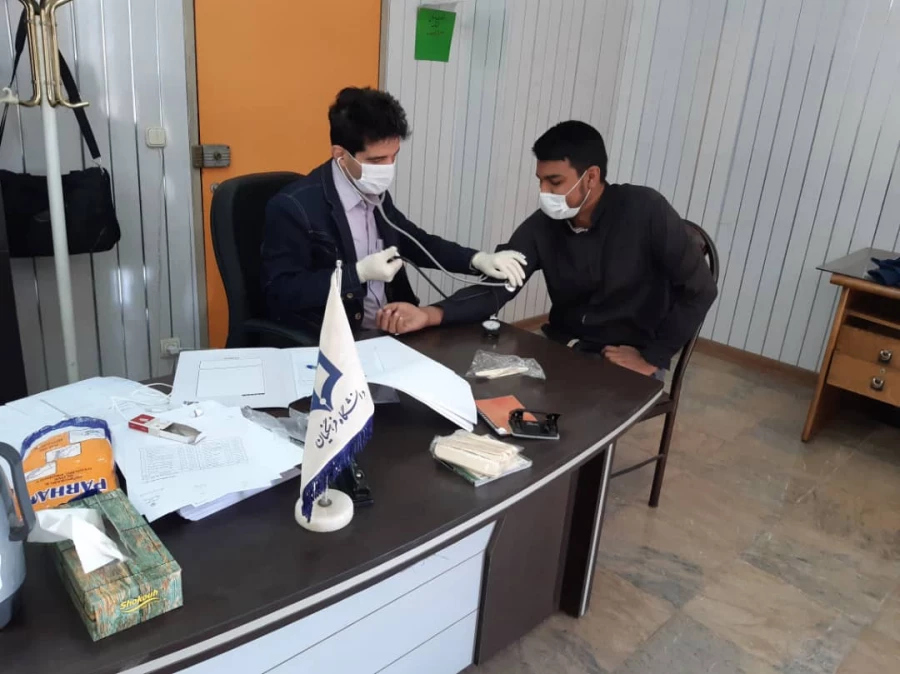 مصاحبه با دعوت ازداوطلبان پسر واجد شرایط آزمون سراسری ٩٩ 14