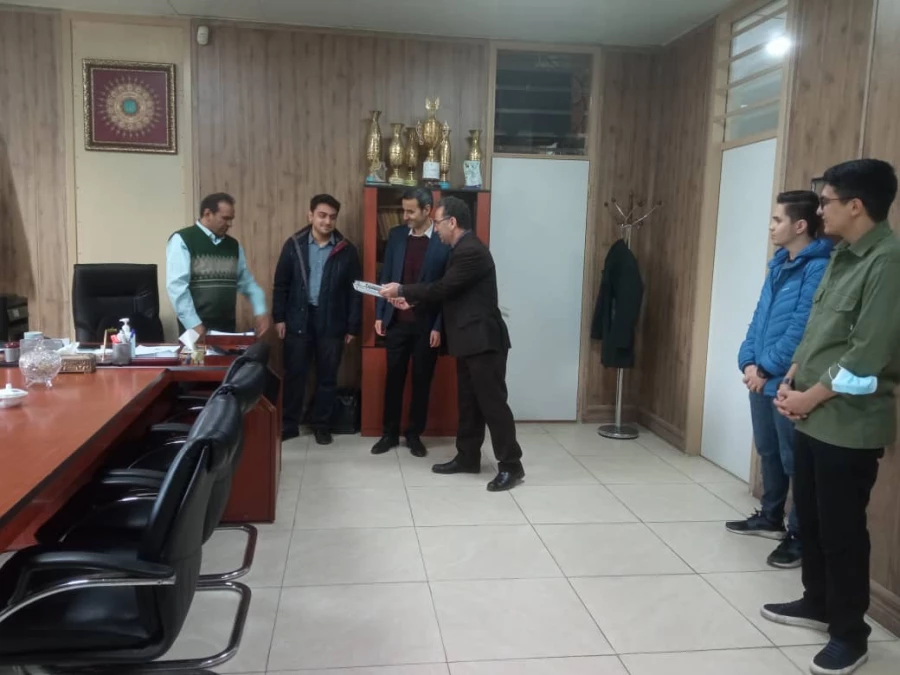 مراسم تقدیر از دانشجومعلم عزیز، جناب آقای محمد لهراسبی؛ پژوهشگر برتر استان تهران  3