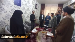 دیدار کارکنان مرکزشهید بهشتی از خانواده شهید یوسفی
 4