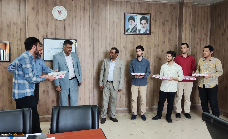 تقدیر از برگزیدگان مسابقات قرآنی ویژه ماره مبارک رمضان 5