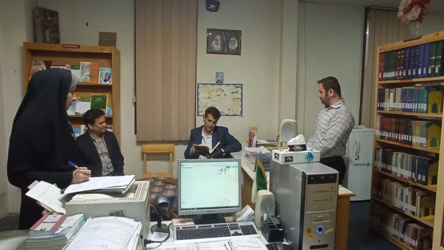 بازدید مدیر کل نظارت و ارزیابی و تضمین کیفیت به همراه مسئول نظارت 4