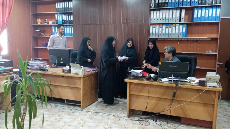 بازدید تیم نظارت استان از حوزه های مختلف مرکز 4