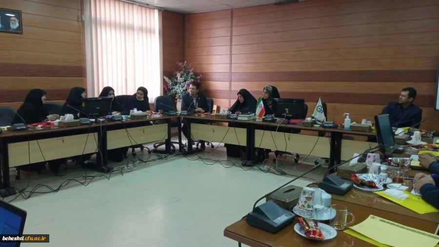 نشست تخصصی-توجیهی کارشناسان پژوهش پردیس ها و مراکز 2