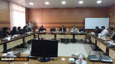 نشست دبیران شوراهای صنفی-رفاهی برگزار گردید.

برگزاری نشست دبیران شوراهای صنفی-رفاهی پردیس ها و مراکز