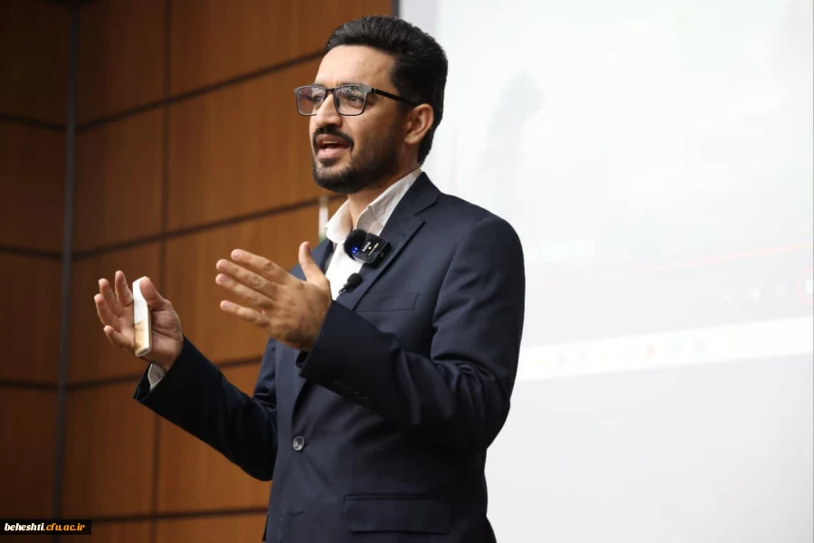 دوره فن بیان معلمی با حضور استاد حافظی نژاد 2