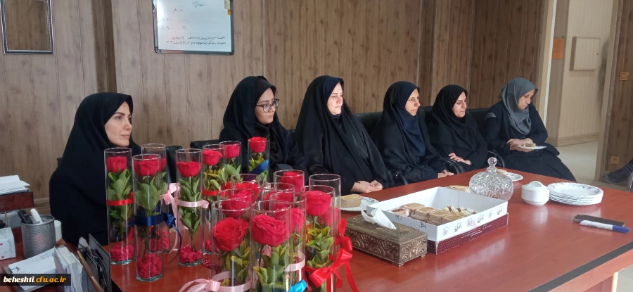  تجلیل از بانوان (استادان و کارکنان) به مناسبت خجسته میلاد با سعادت حضرت فاطمه زهرا (سلام الله علیها) 2