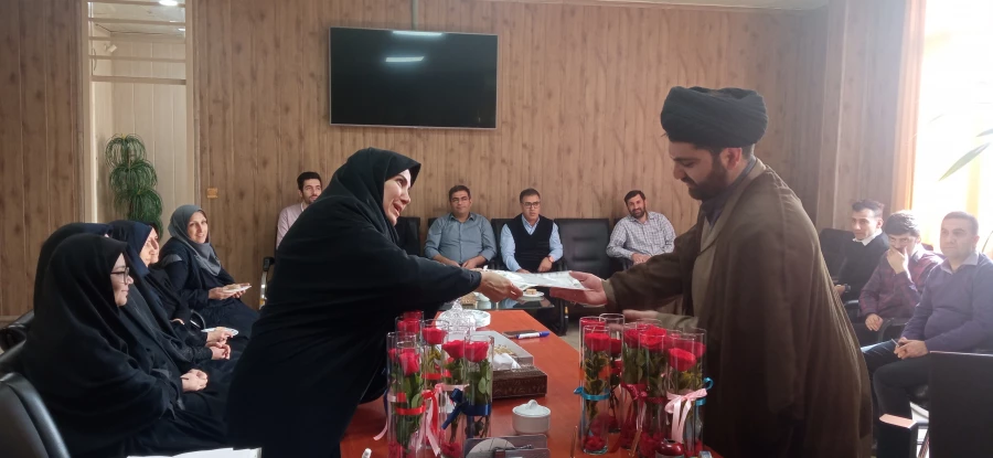  تجلیل از بانوان (استادان و کارکنان) به مناسبت خجسته میلاد با سعادت حضرت فاطمه زهرا (سلام الله علیها) 2
