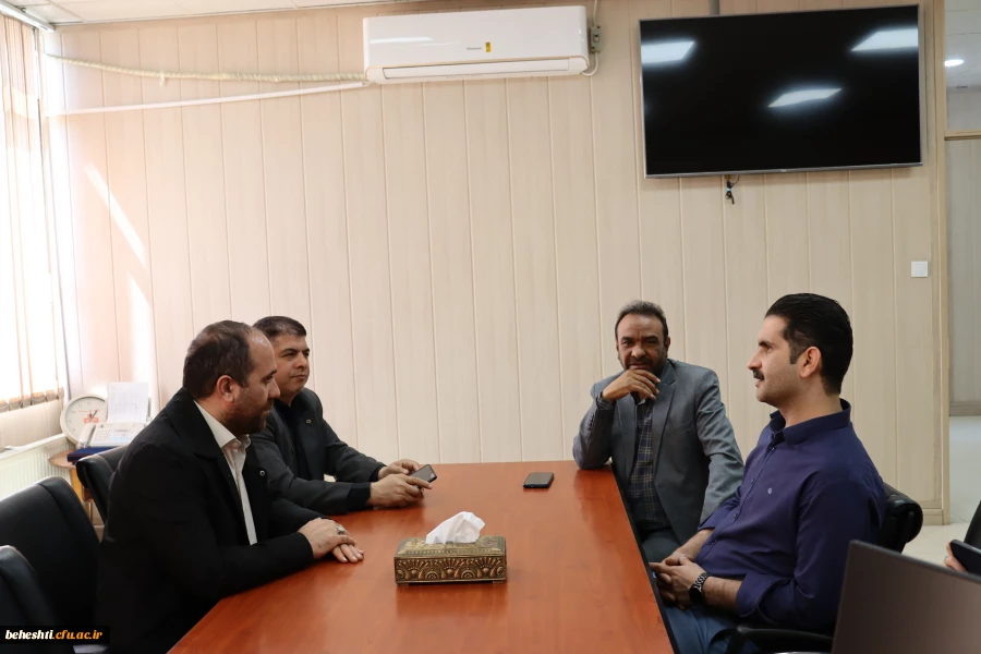 بازدید تیم حراست از حفاظت فیزیکی و دوربین های مرکز شهید بهشتی 3