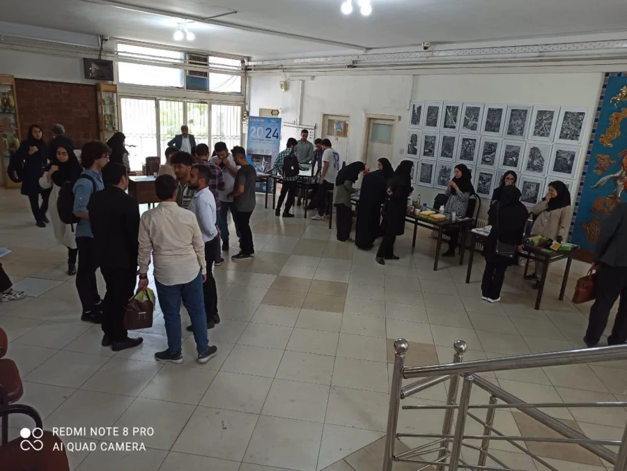 قرار گرفتن طرح تحقیقاتی حوزه نان حسگرها، دانشجومعلمان مرکز آموزش عالی شهید بهشتی در طرح های برتر نمایشگاه نانو 3