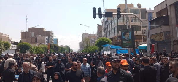 وداع با شکوه مردم با پیکر شهید سید ابراهیم رئیسی و همراهانش  8