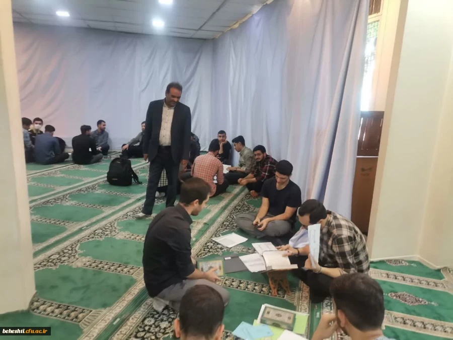 در نمازخانه مرکز برگزار گردید 3