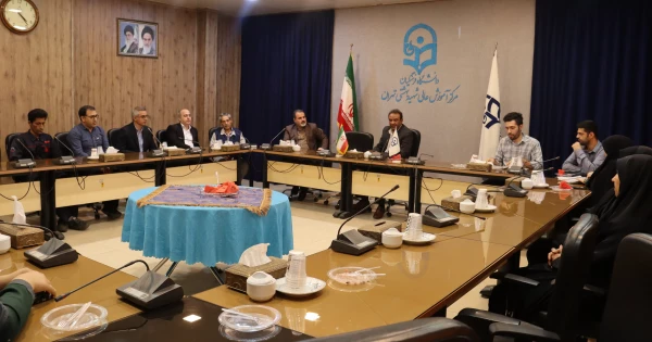 جلسه شورای مرکز 2