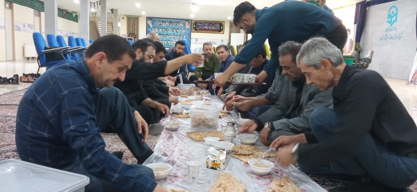 مراسم زیارت عاشورا و نوحه خانی در مرکز آموزش عالی شهید بهشتی 4