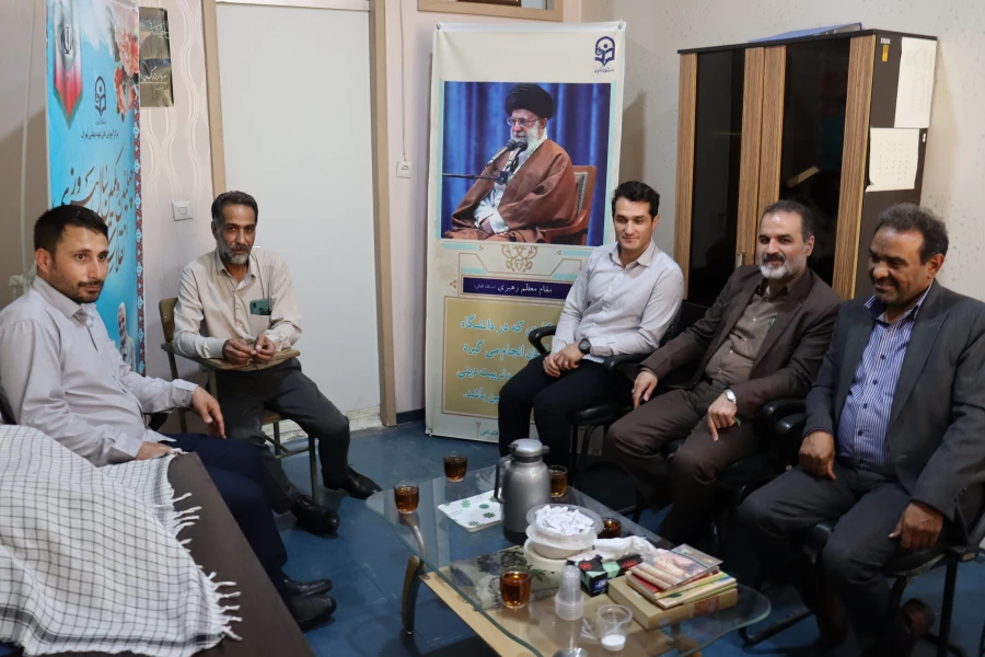 برگزاری جلسه به مناسبت گرامیداشت هفته دفاع مقدس 3