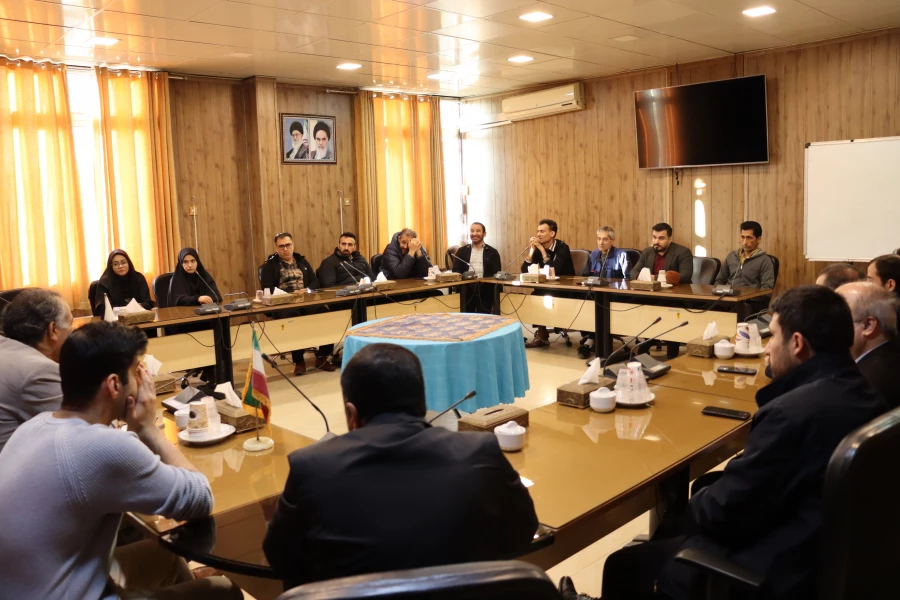 جلسه شورای مرکز 6