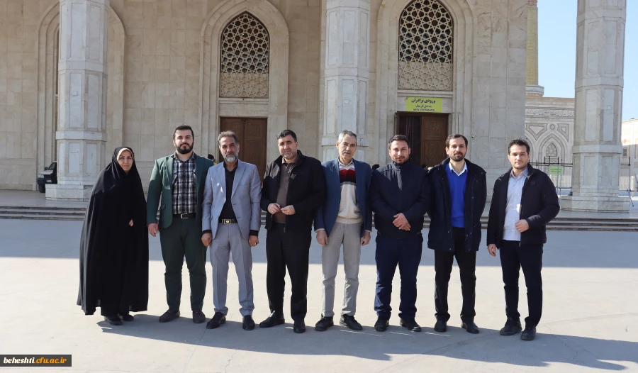 حضور همکاران در مراسم تجدید میثاق دانشگاهیان با آرمان های حضرت امام خمینی(ره) و تجدید بیعت با مقام معظم رهبری(مدظله العالی) 2