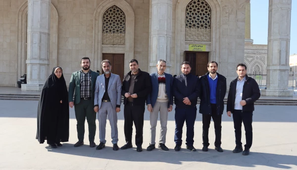 حضور همکاران در مراسم تجدید میثاق دانشگاهیان با آرمان های حضرت امام خمینی(ره) و تجدید بیعت با مقام معظم رهبری(مدظله العالی) 2