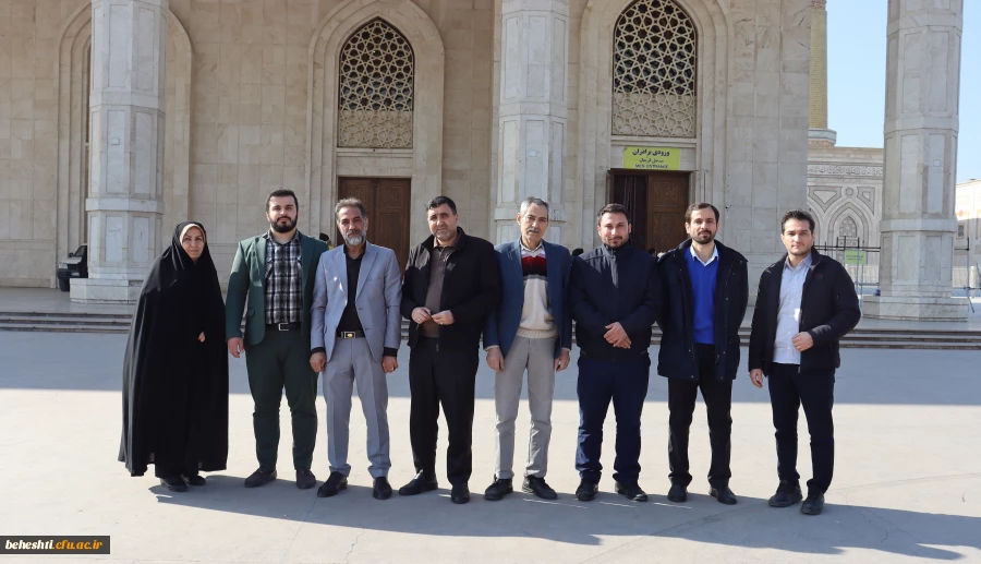 حضور همکاران در مراسم تجدید میثاق دانشگاهیان با آرمان های حضرت امام خمینی(ره) و تجدید بیعت با مقام معظم رهبری(مدظله العالی) 2