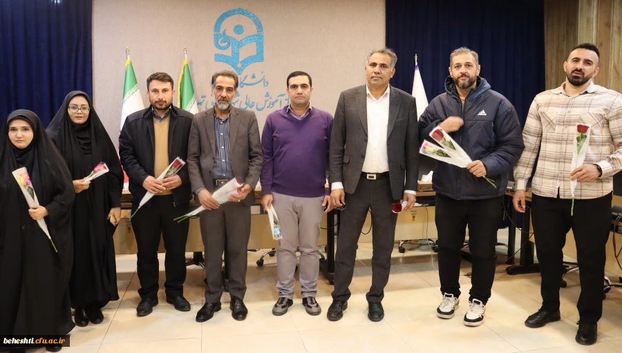 تقدیر و تشکر از همکاران شاهد و ایثارگر 5