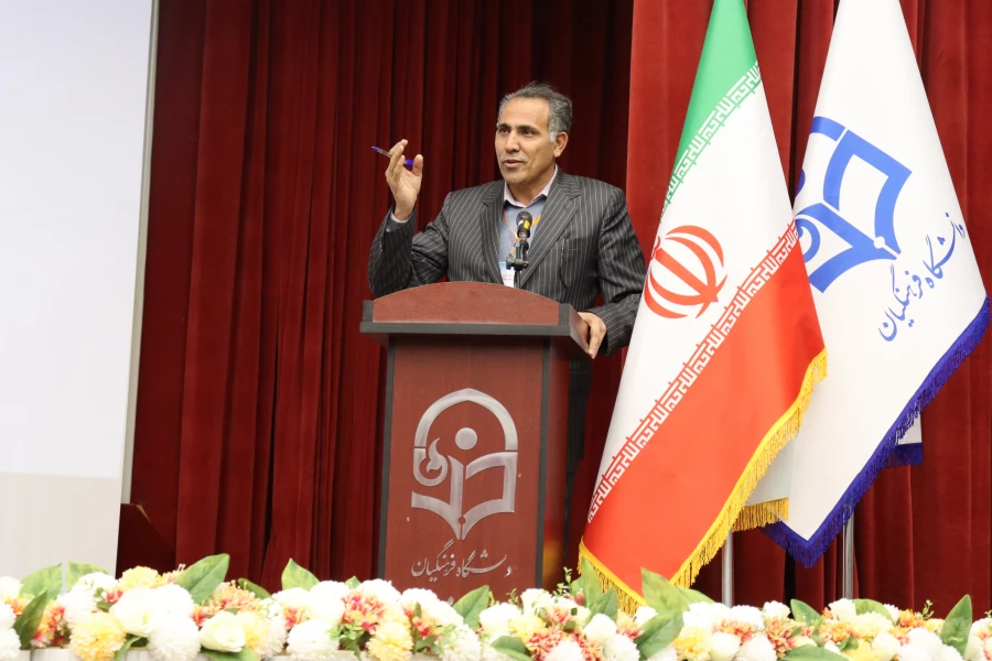 اختتامیه همایش علوم پایه 9