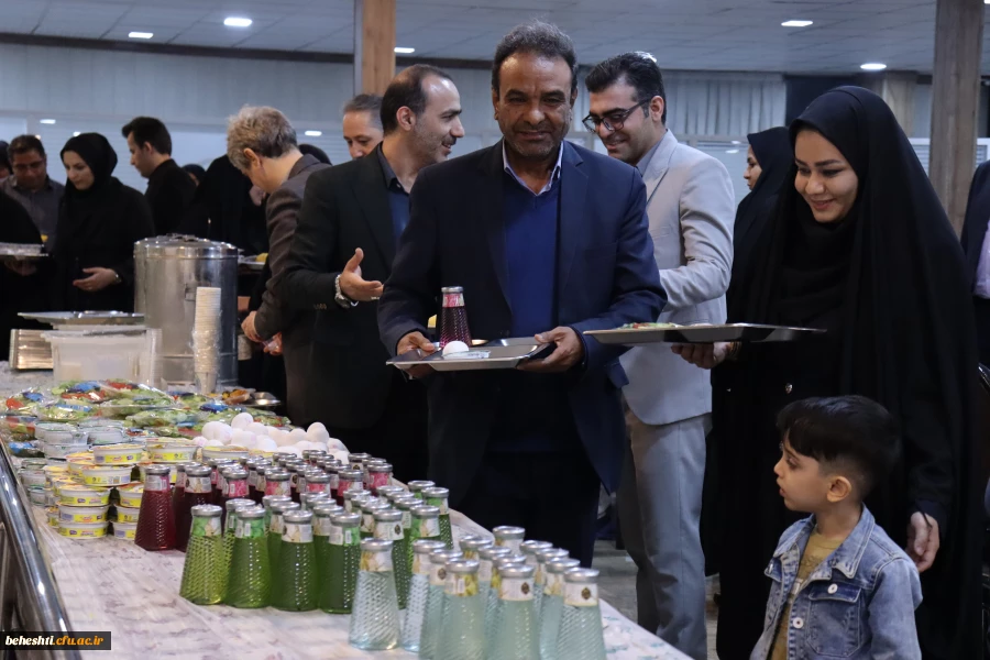 جلسه هم اندیشی رئیس دانشگاه فرهنگیان تهران با اساتید مرکز شهید بهشتی 7