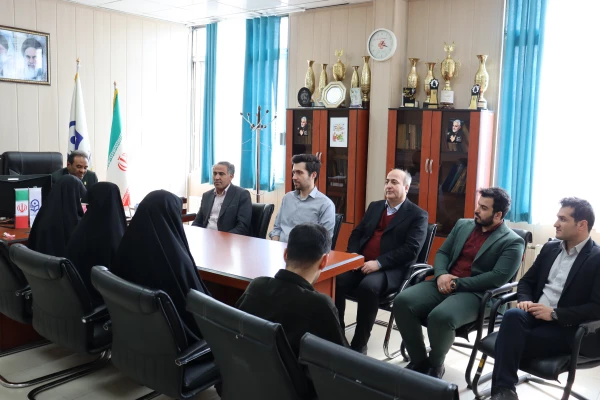 مراسم تقدیر از کارمند نمونه  3