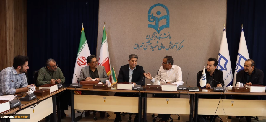 در ادامه جلسات اعضای هیات علمی نشست اعضای هیات علمی گروه ریاضی 2