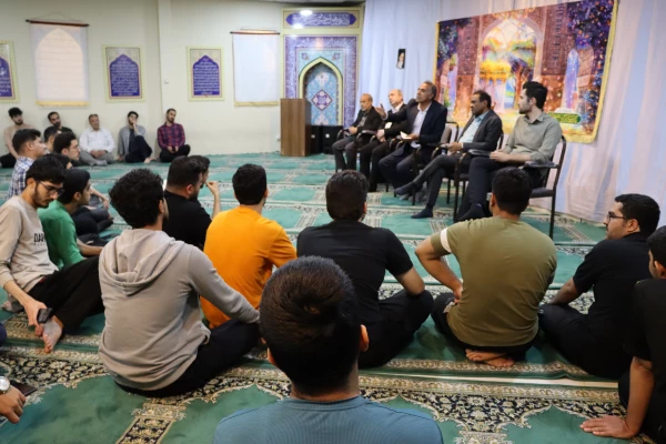 برگزاری جلسه پرسش و پاسخ مسئولین مرکز با دانشجومعلمان 5