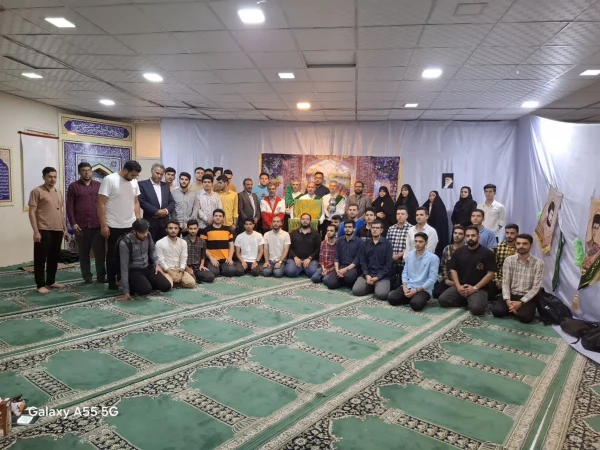 پرچم متبرک حرم امام رضا (ع)، نشانی از کرامت رضوی در آستانه میلاد فرخنده و دهه کرامت 2