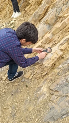 بازدید علمی زمین شناسی دانشجومعلمان مرکز ، از جاده هراز 3