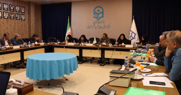 تشکیل اولین جلسه حضوری شورای پژوهش و فناوری دانشگاه فرهنگیان استان تهران 2