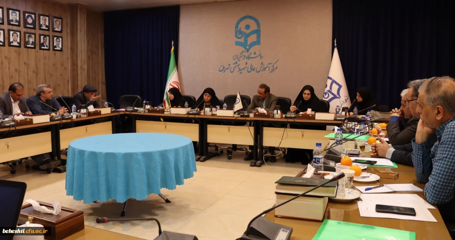 تشکیل اولین جلسه حضوری شورای پژوهش و فناوری دانشگاه فرهنگیان استان تهران 2