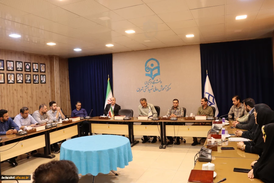 برگزاری جلسه شورای اداری مرکز 5