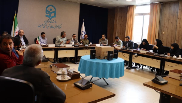 برگزاری جلسه شورای اداری مرکز 7