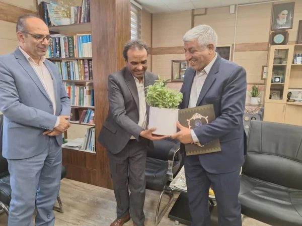 بازدید و نشست تخصصی پیرامون درس کارورزی در منطقه ۱۶ آموزش و پرورش شهر تهران 4