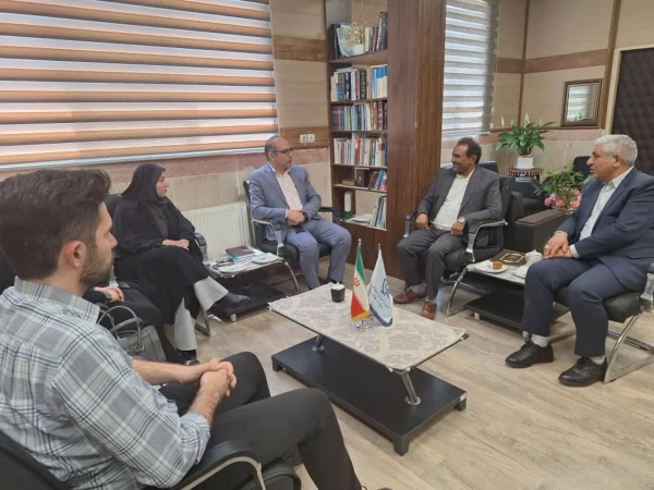 بازدید و نشست تخصصی پیرامون درس کارورزی در منطقه ۱۶ آموزش و پرورش شهر تهران 5