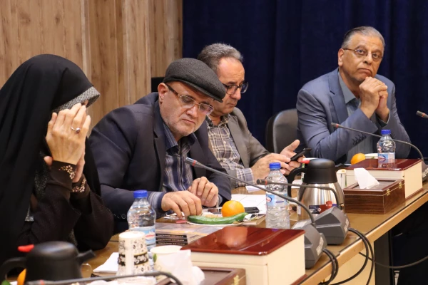 برگزاری جلسه شوای پژوهش استان  4