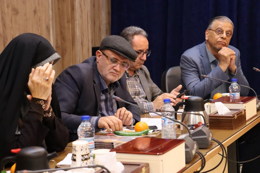 برگزاری جلسه شوای پژوهش استان  4