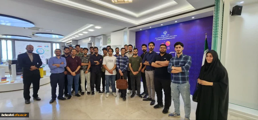 بازدید دانشجو معلمان از ستاد توسعه فناوری نانو 2