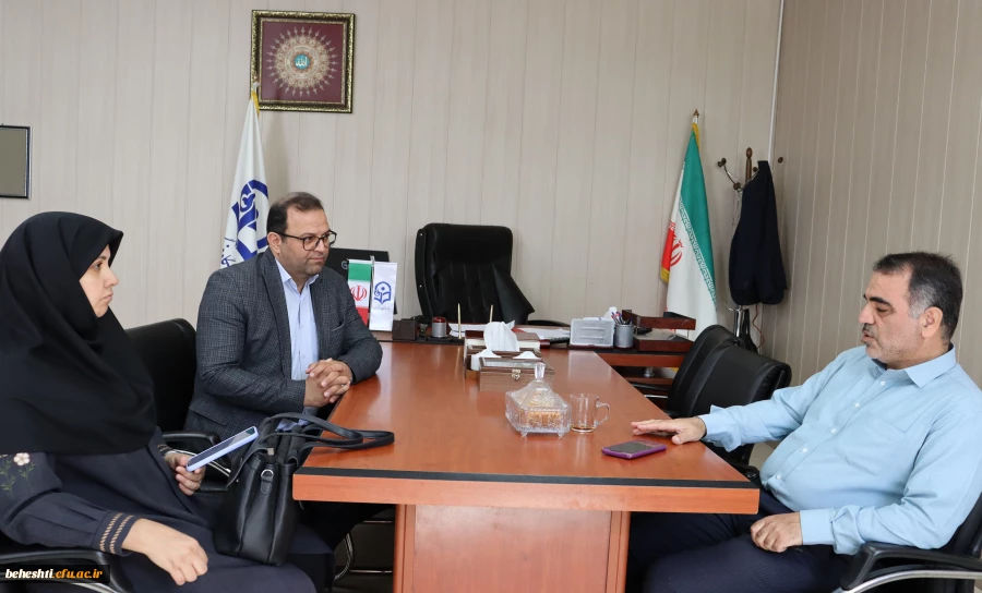 بازدید رئیس اداره منابع انسانی از مرکز شهید بهشتی 2