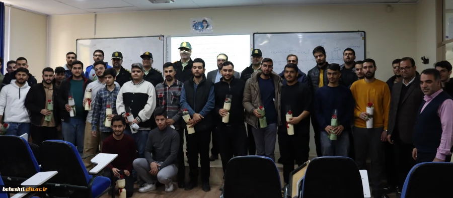 تبریک و تقدیر روز دانشجو توسط مسئولان انتظامی و شهرداری  2